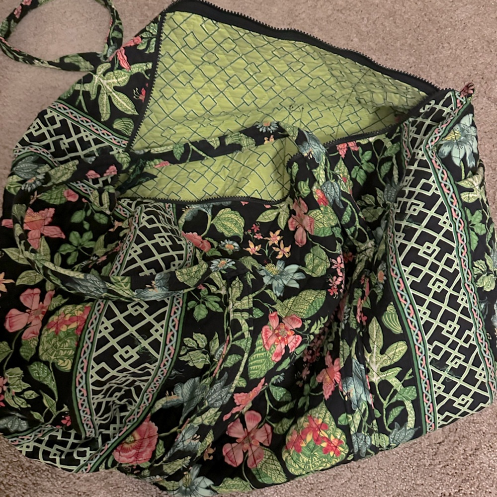 Vera Bradley large duffle in botanica